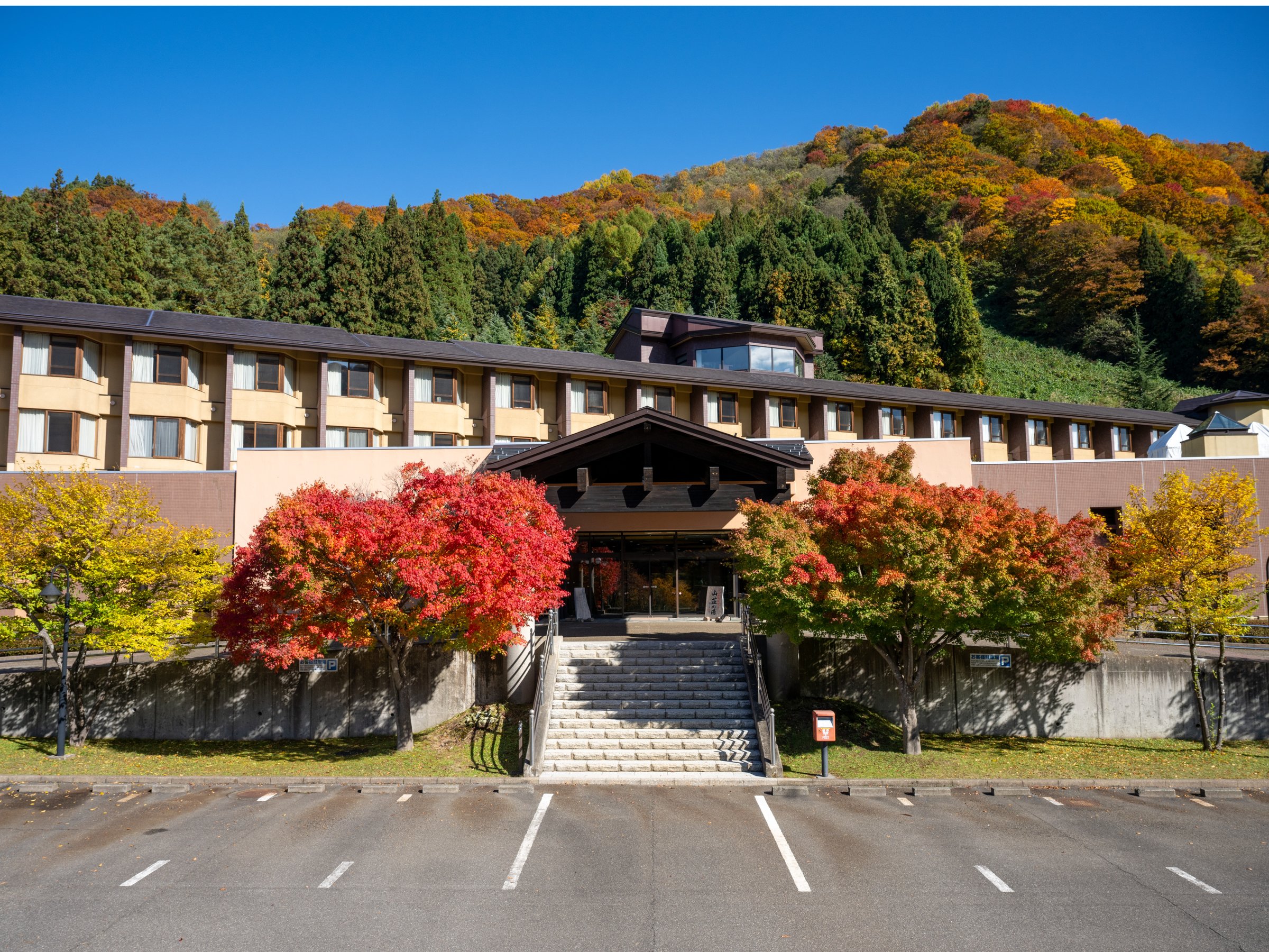 SPA 度假村酒店 - 秋之宫山庄-官方