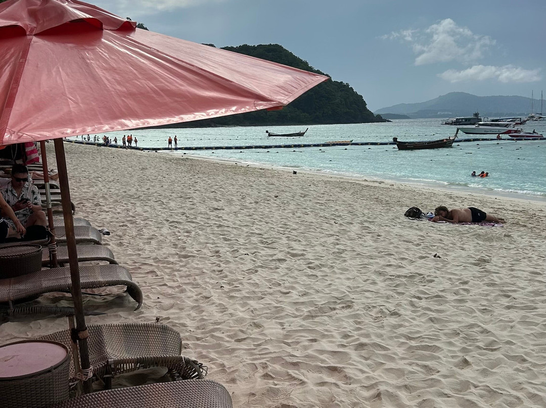 Kahung Beach Phuket-珊瑚岛必去景点