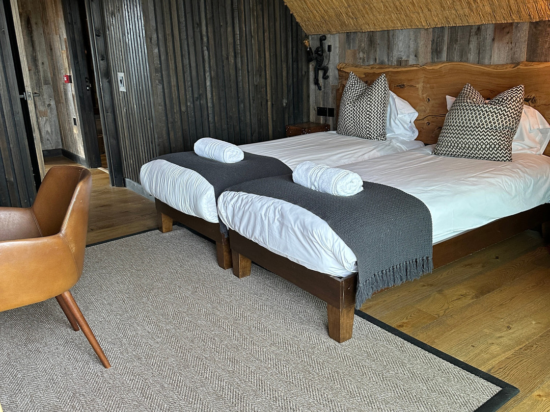 Safari Lodges At West Midlands Safari Park主图