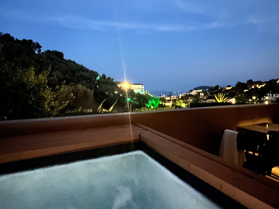 Avaton Hotel-Suites-Villas In Skiathos主图
