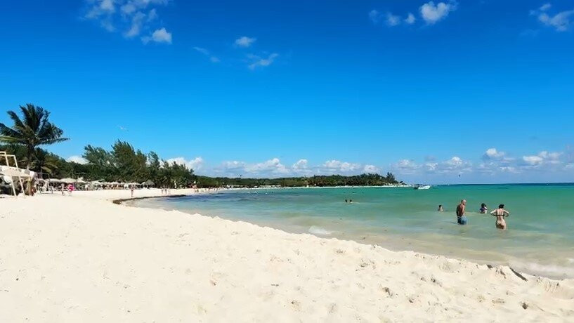 Playa Punta Esmeralda-普拉亚德尔卡曼必去景点