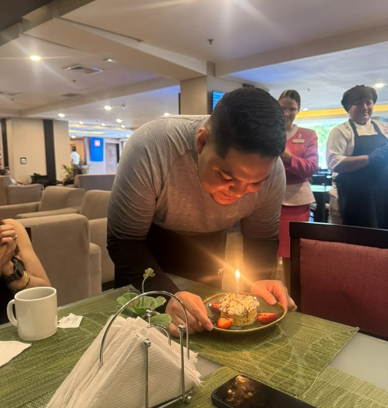 美夸希亚尤罗比尔丁快捷酒店主图
