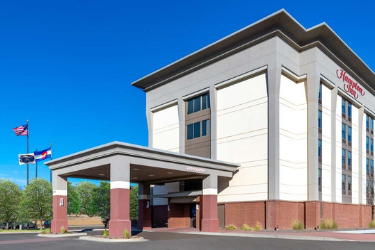 Hampton Inn Denver-International Airport主图
