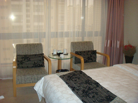 荷泰温泉酒店主图