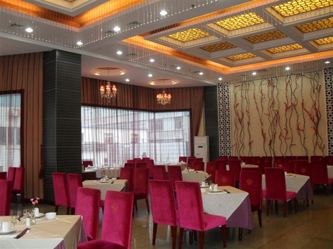 烟台碧海饭店(烟台火车站滨海广场店)主图