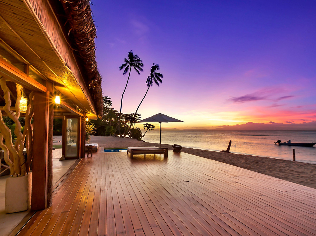 塔韦乌尼岛酒店住宿-潮汐河段度假酒店