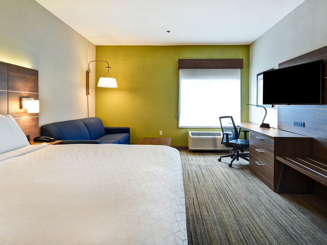 米德尔敦/纽波特快捷假日酒店主图