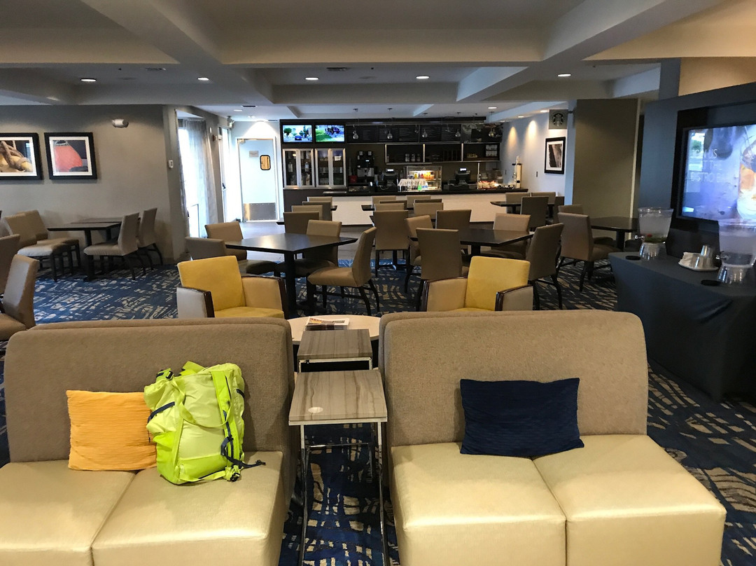 西雅图北／林恩伍德埃弗里特万怡酒店主图