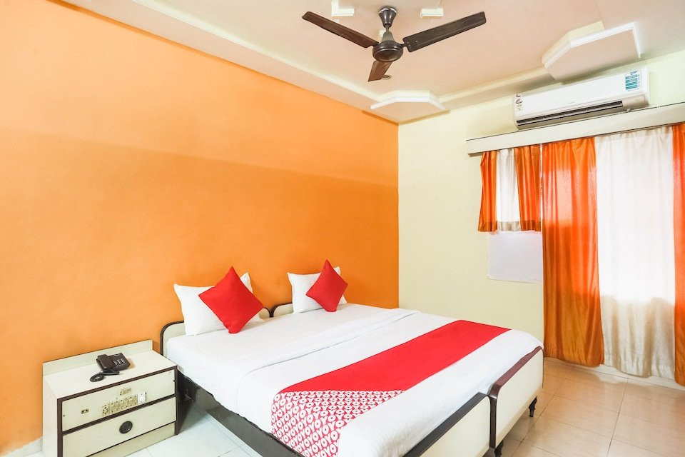 OYO 37028 Hotel Sheela