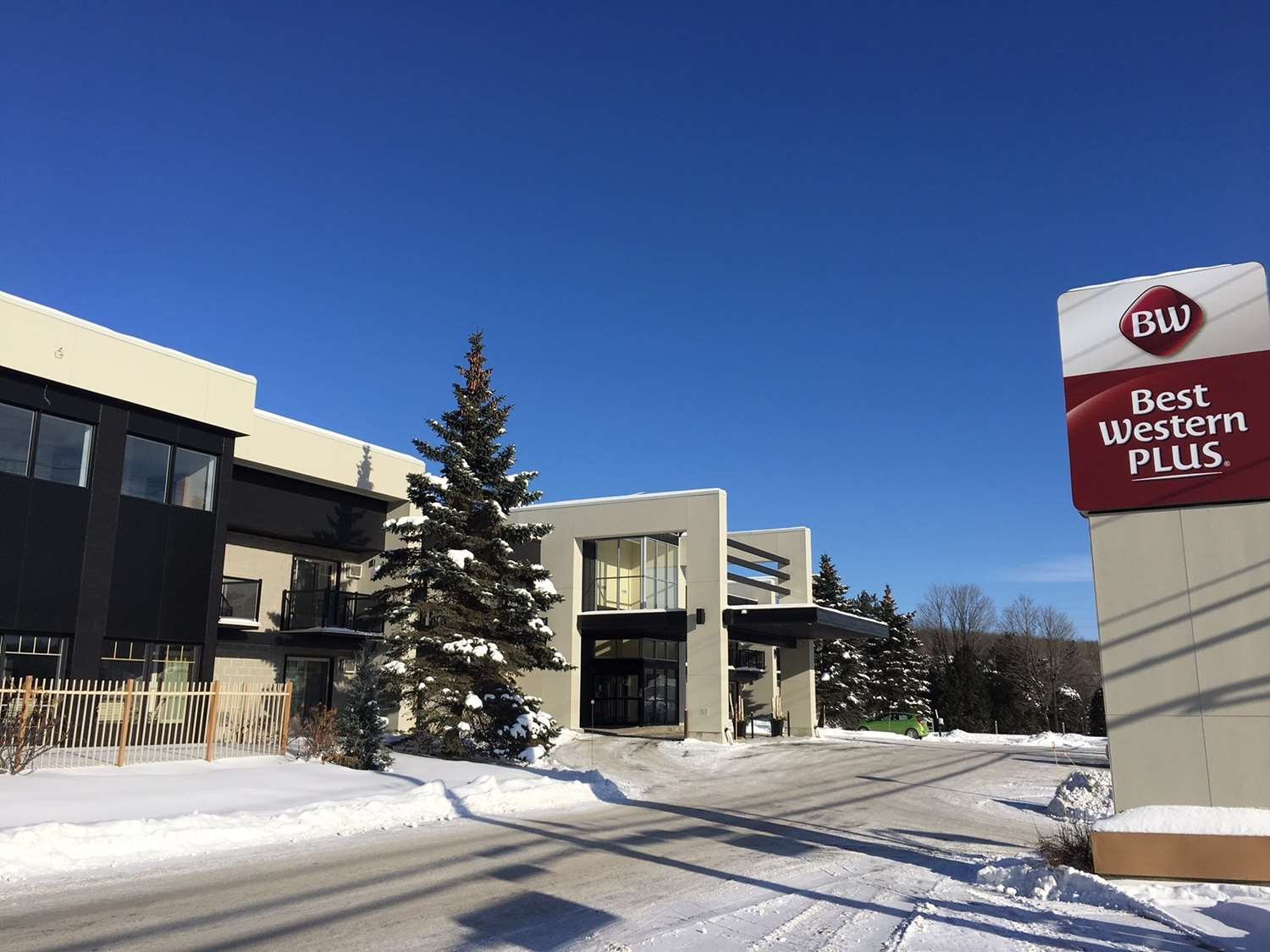 Best Western Plus Mont-Laurier-官方