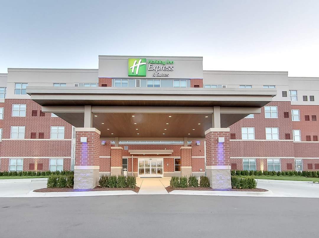 Holiday Inn Express & Suites Plymouth - Ann Arbor Area By IHG