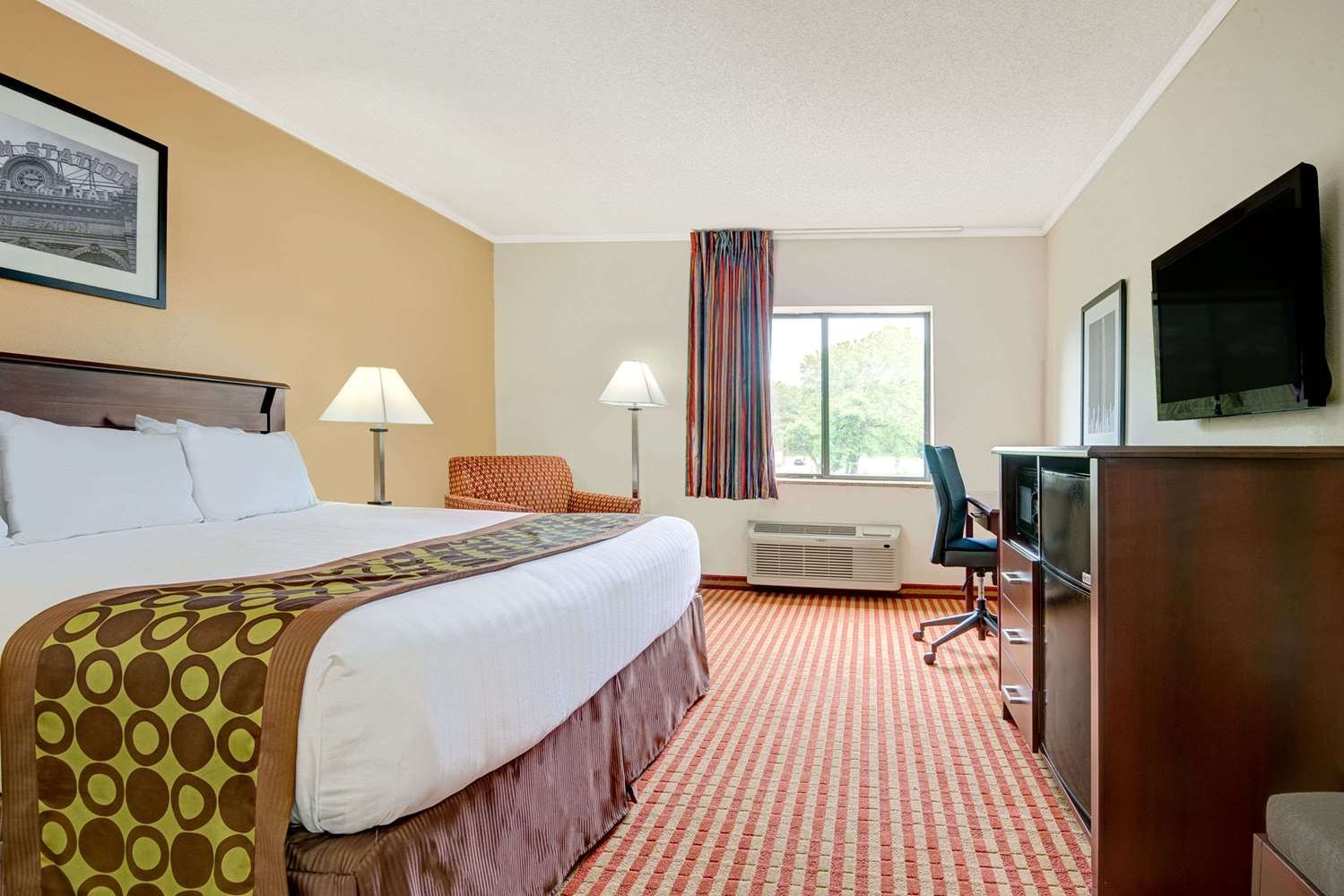 Days Inn & Suites By Wyndham Kansas City South-官方