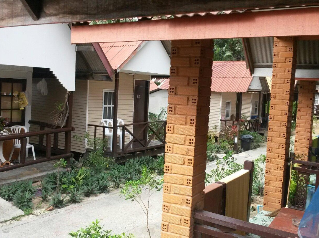 皮皮岛长滩小屋