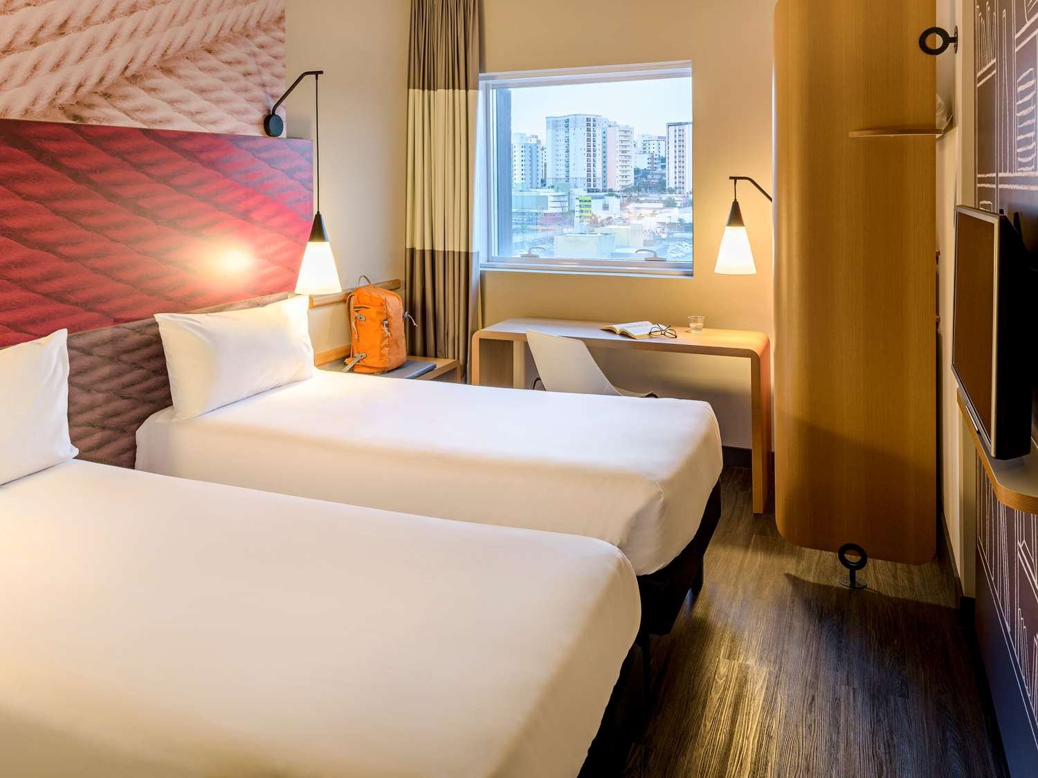 宜必思圣贝尔纳多杜坎普酒店-官方