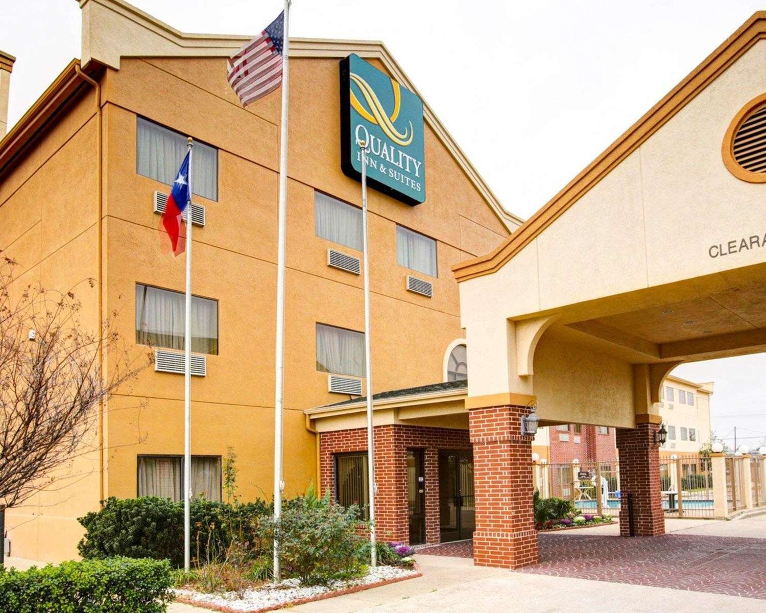 Quality Inn & Suites-官方