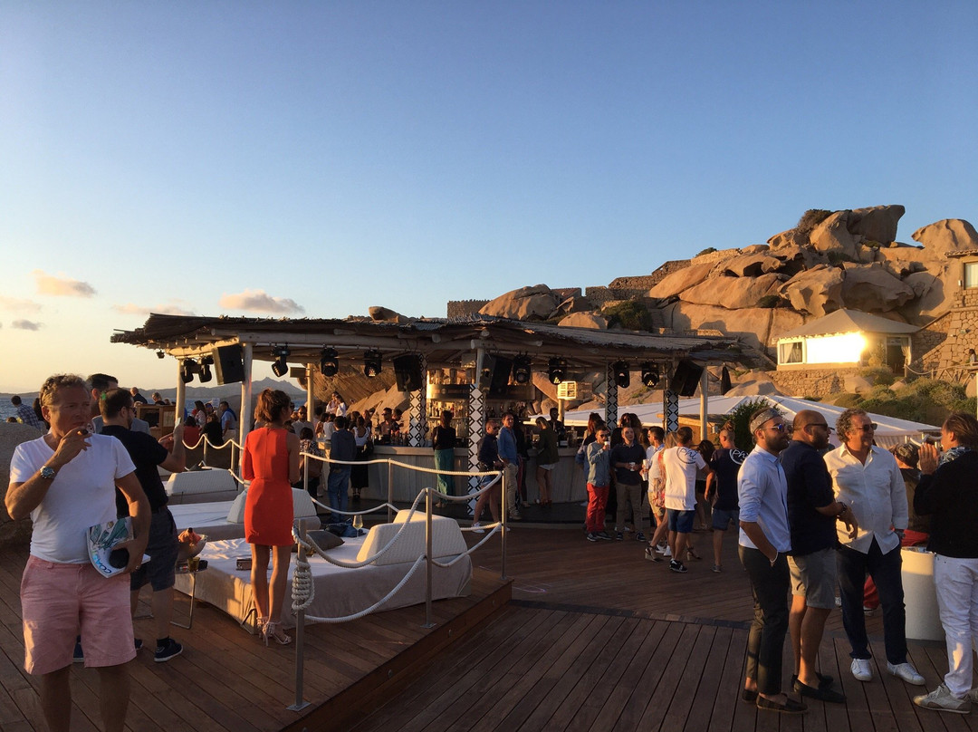 Baia Sardinia旅游景点-Phi Beach Club