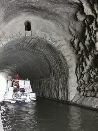 Malpas Tunnel景点图片