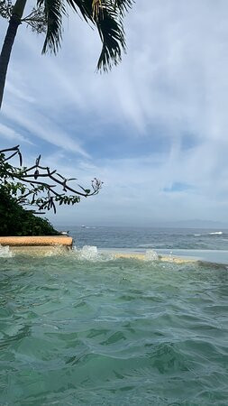 米欧精品酒店主图