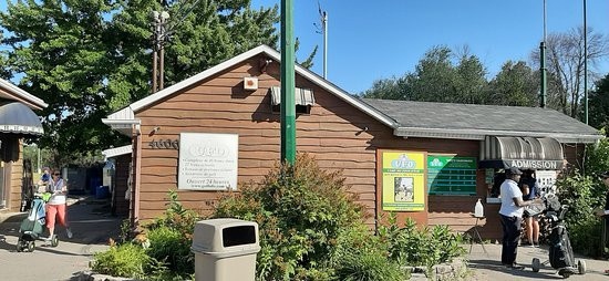 Golf UFO-蒙特利尔必去景点