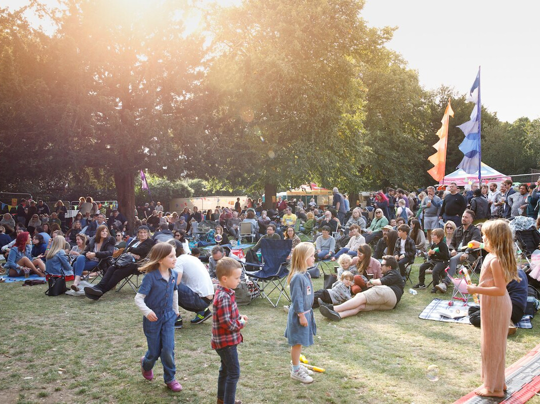 Leigh Folk Festival景点图片