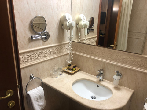 莫斯卡瓦酒店主图