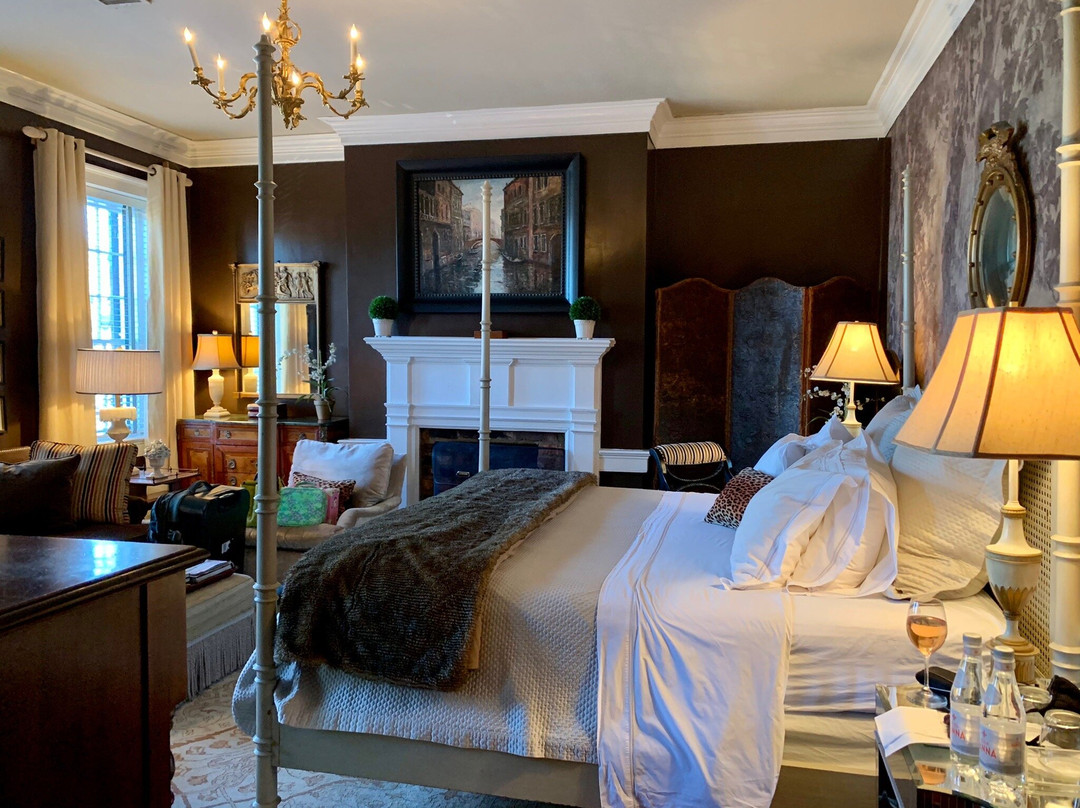 The Inn at Court Square主图