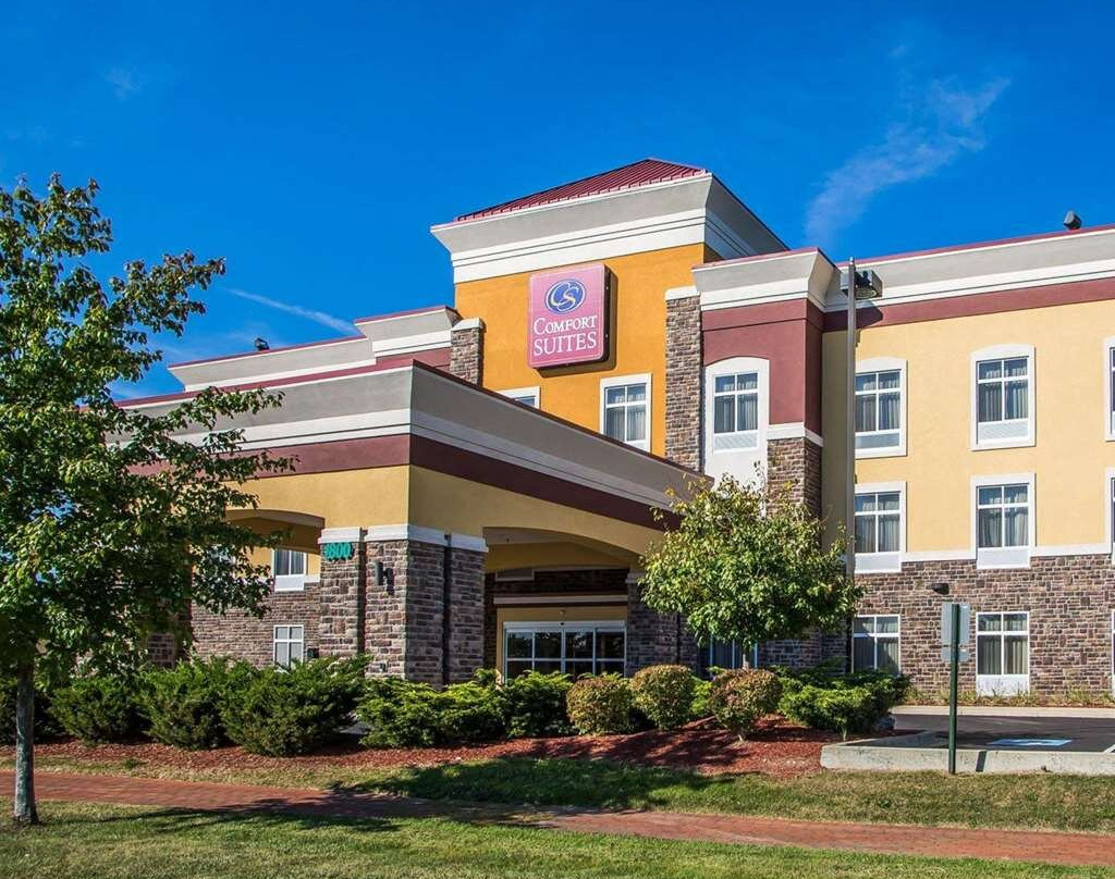 特洛伊凯富套房酒店主图