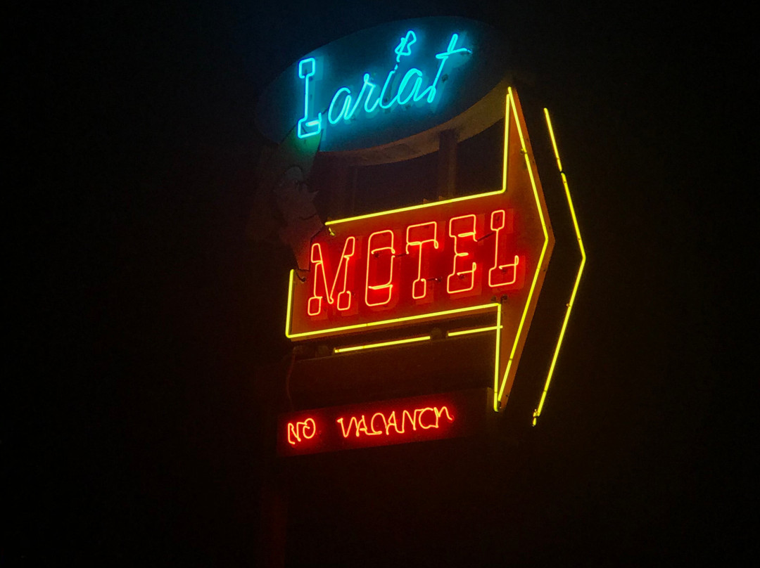 Lariat Motel主图
