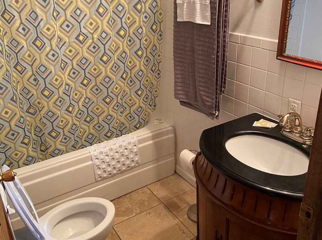 Lake Hills Motel主图