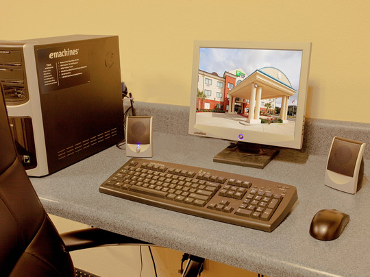 Holiday Inn Express & Suites Panama City-Tyndall by IHG主图