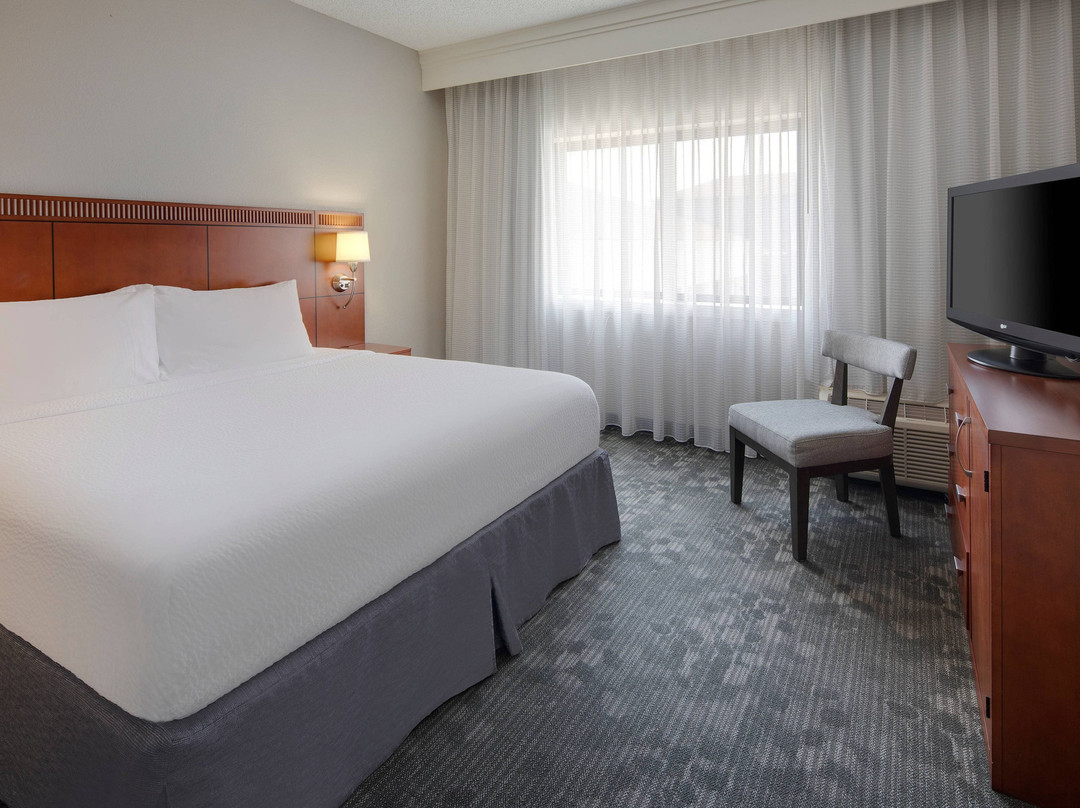 Courtyard by Marriott Dallas Addison/Midway主图