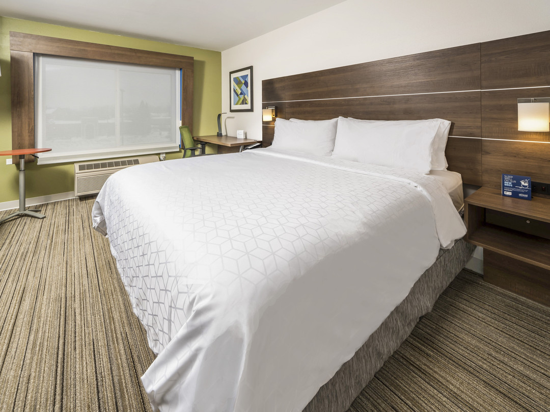 Holiday Inn Express Chicago Nw-vernon Hills By IHG主图