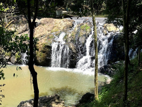 Cachoeira Salto Do Bracana-Rio Bonito必去景点