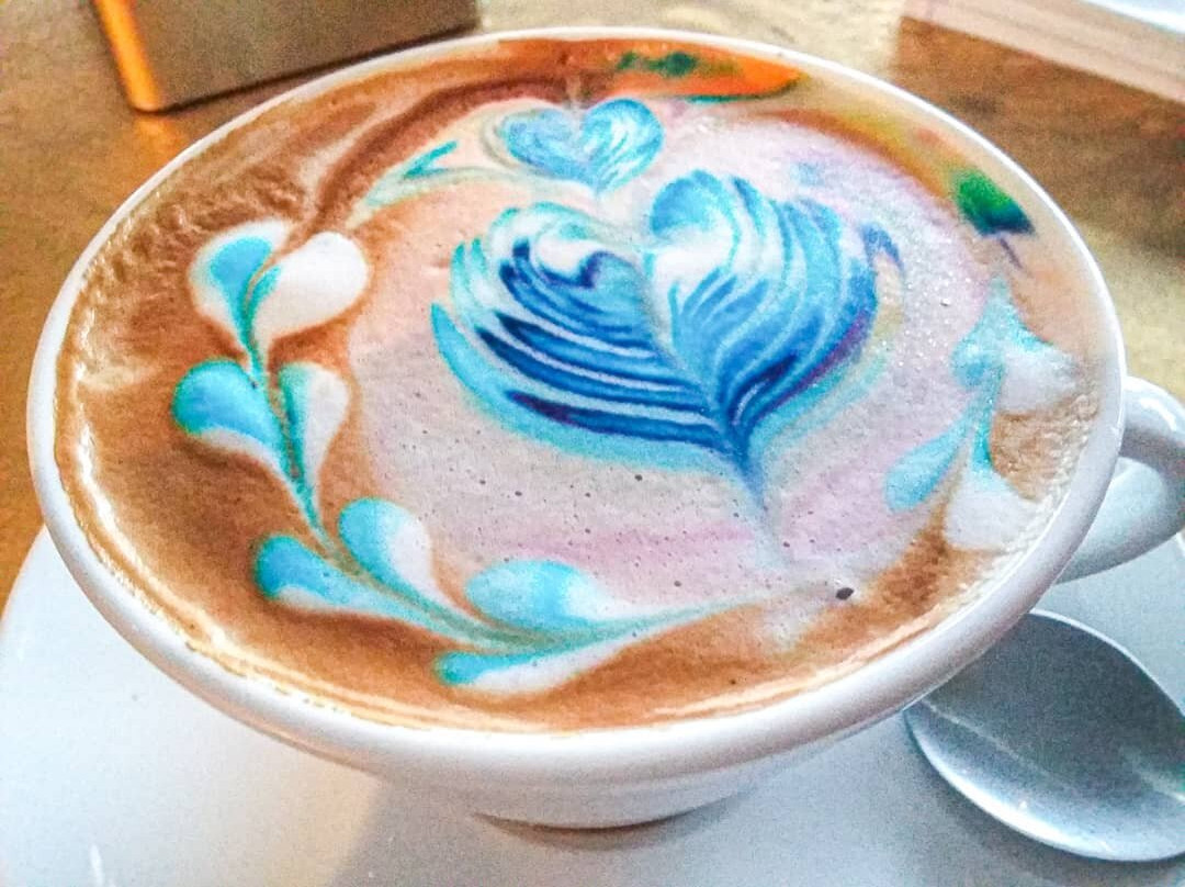 Carpenzago餐馆和美食-Fluid Cafe Milano