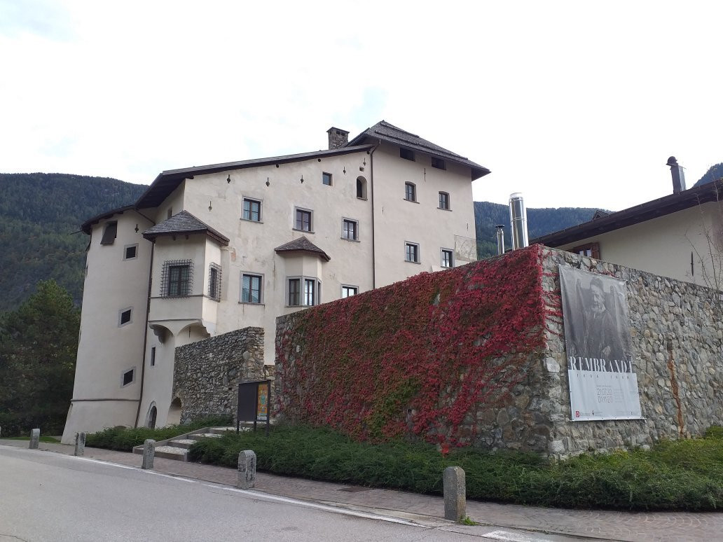 Castel Caldes-Caldes必去景点