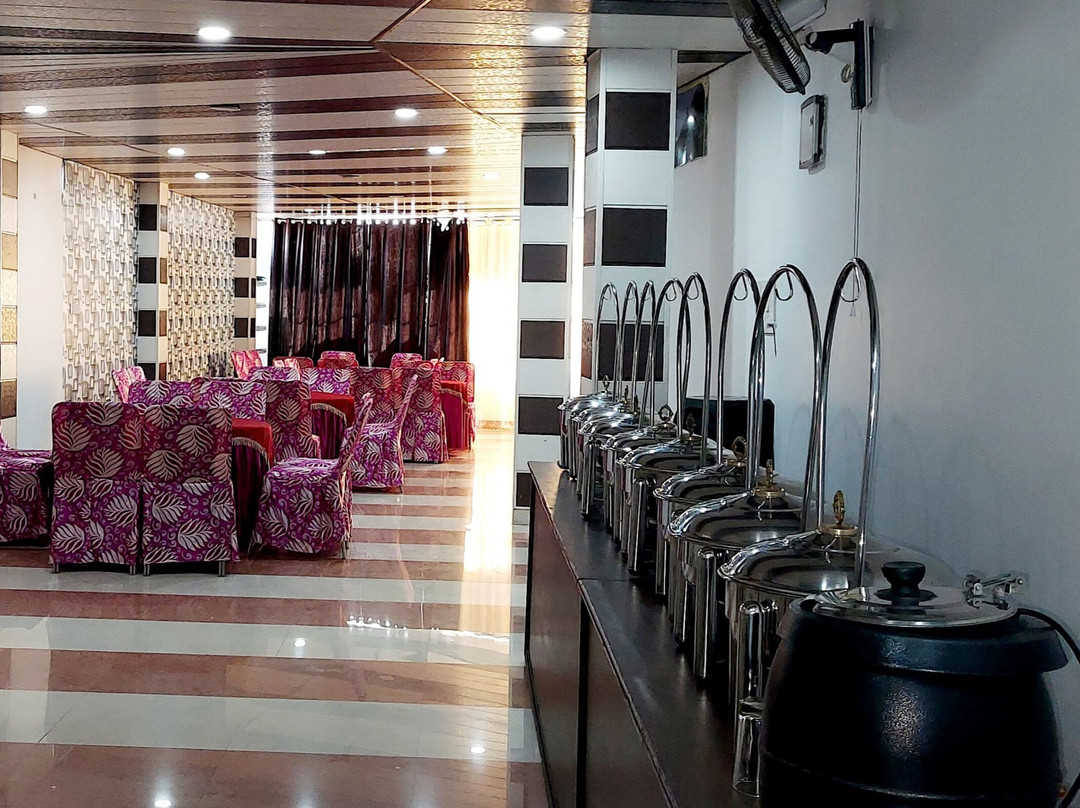 Mandi District餐馆和美食-Cafe Bites Restaurant & Caterers