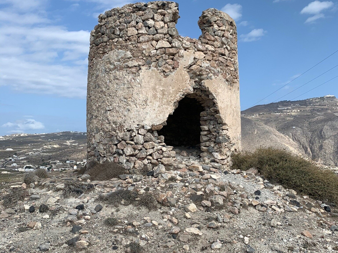 Windmills of Emporio-Emporio必去景点