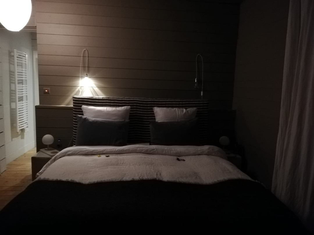 La Feline Blanche主图