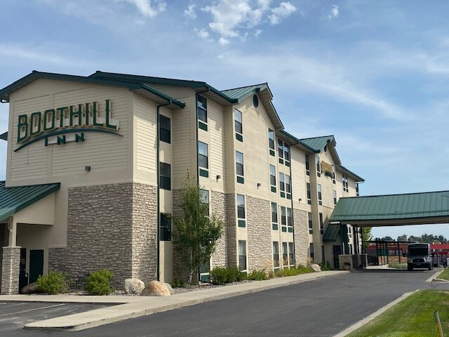 布特希尔套房酒店主图