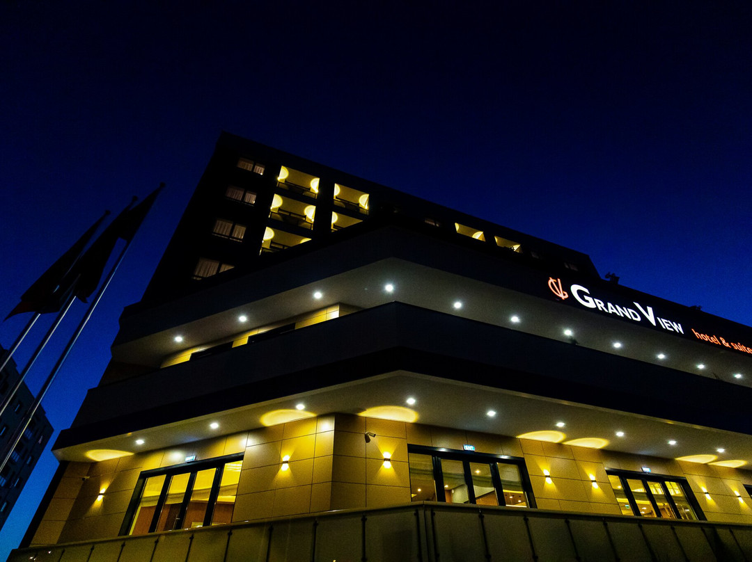 Grand View Hotel & Suites主图