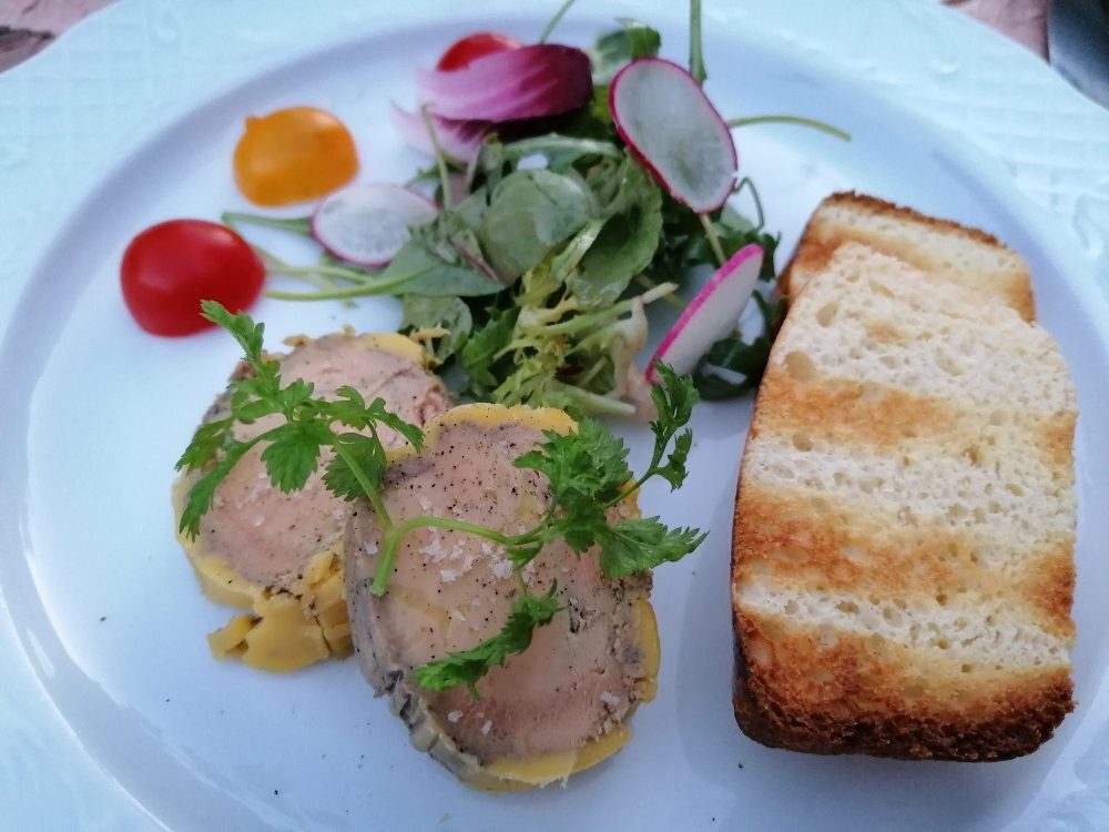 Hôtellerie du Château de Floure主图