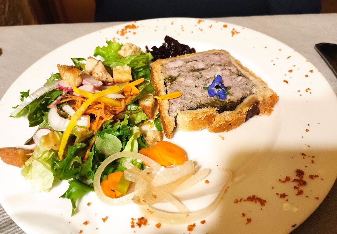 Le Mont Barral主图