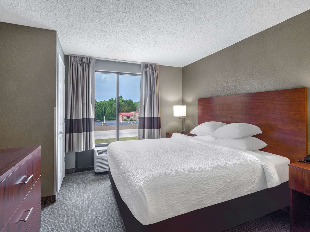 Days Inn by Wyndham Blairsville主图