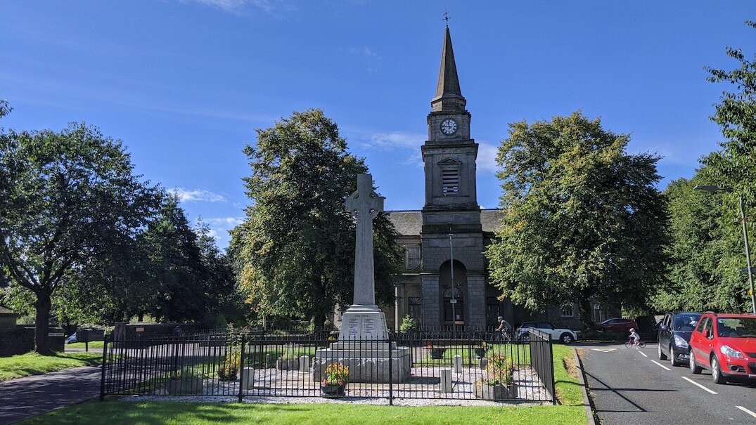 Lochwinnoch War Memorial