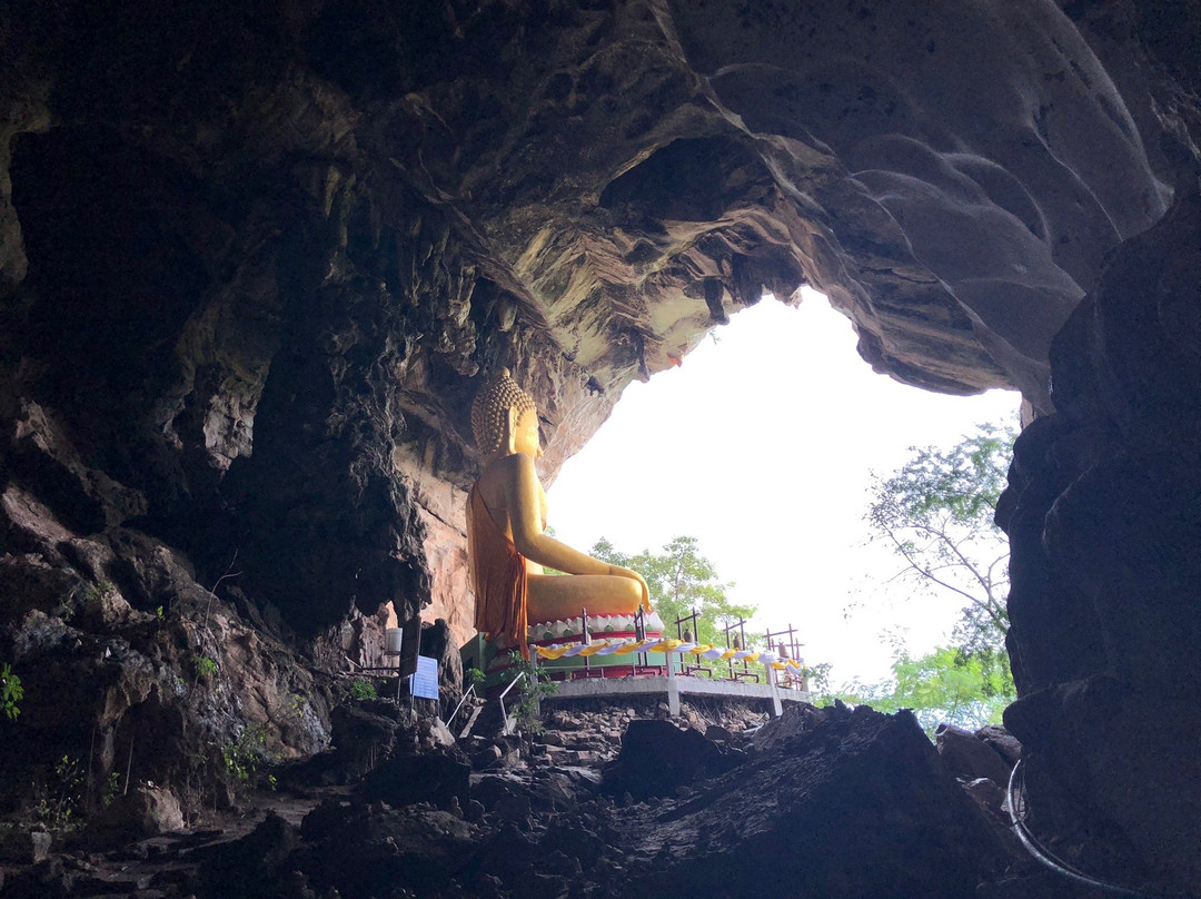 Wat Tham Erawan Temple景点图片
