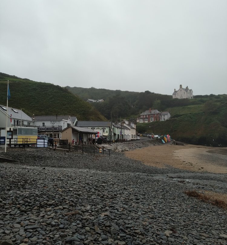 Llangrannog Beach景点图片