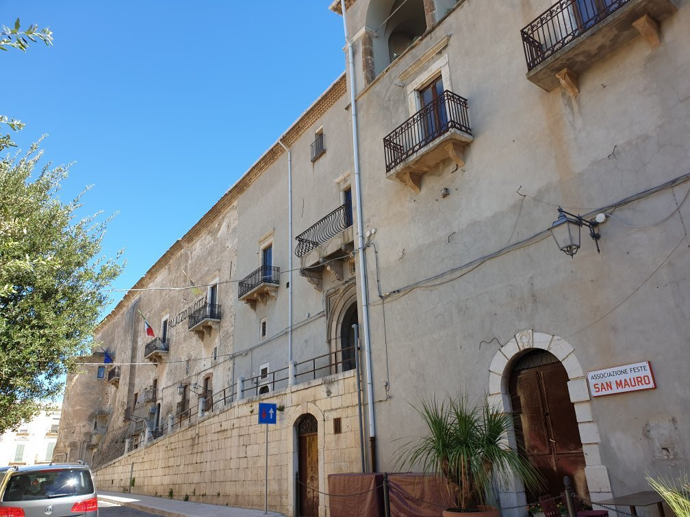 Castello di Lavello-Lavello必去景点