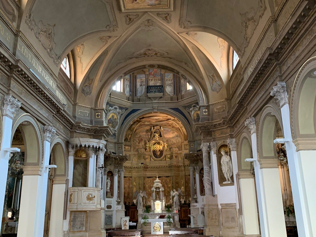 Chiesa S. Andrea-基奥贾必去景点