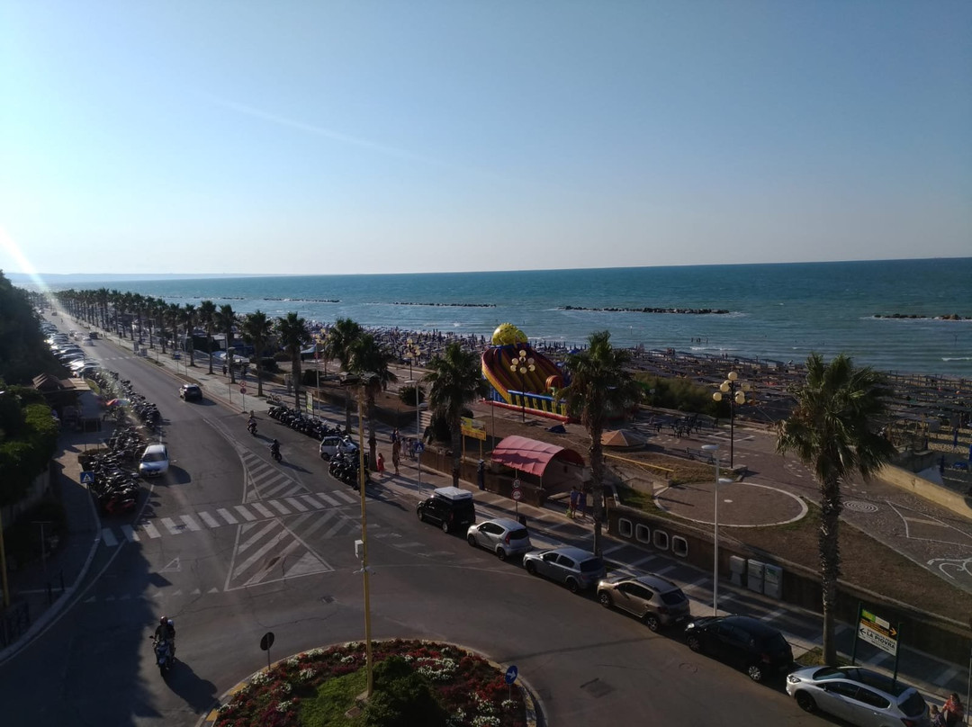 Lungomare Cristoforo Colombo-Termoli必去景点