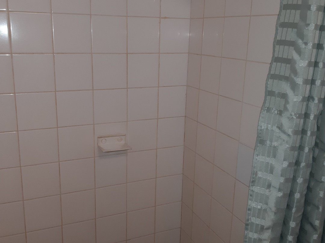 Seasons Hotel Newman主图